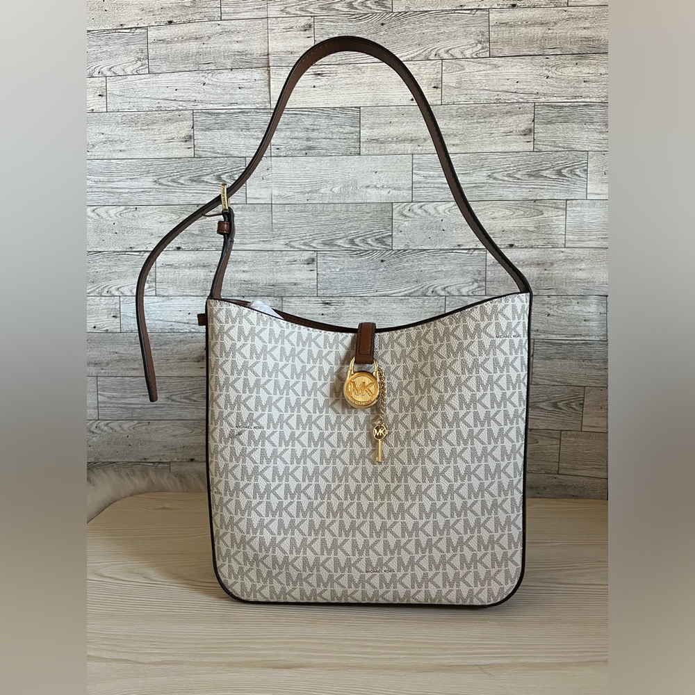 Michael Kors Vanilla Lyra Shoulder Bag